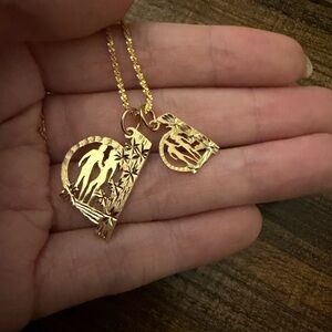 14kt solid yellow gold Adam and Eve diamond cut satin pendant charm, small